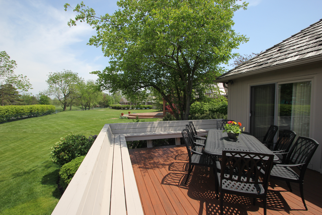 outdoor living deck built in seating
