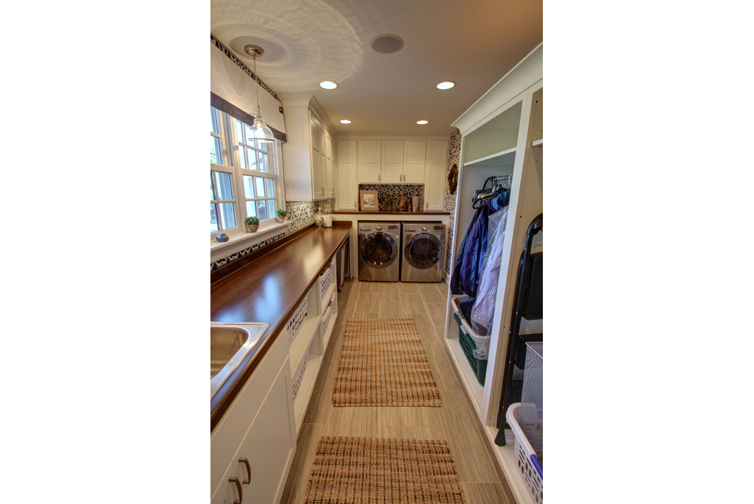 farmhouse remodel addition laundry room