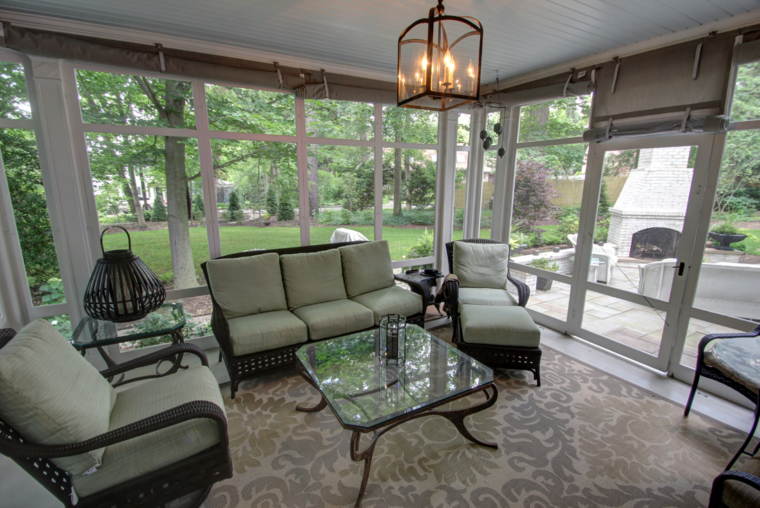colonial revival screened porch
